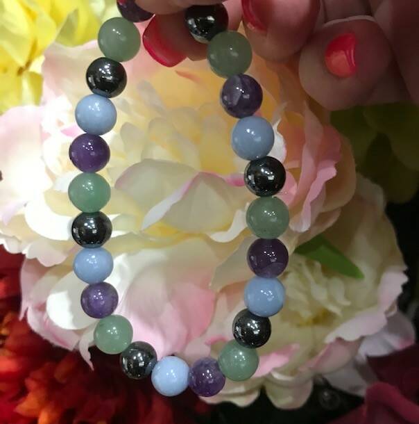 Amethyst, Angelite, Hematite & Green Aventurine beaded stretch bracelet 